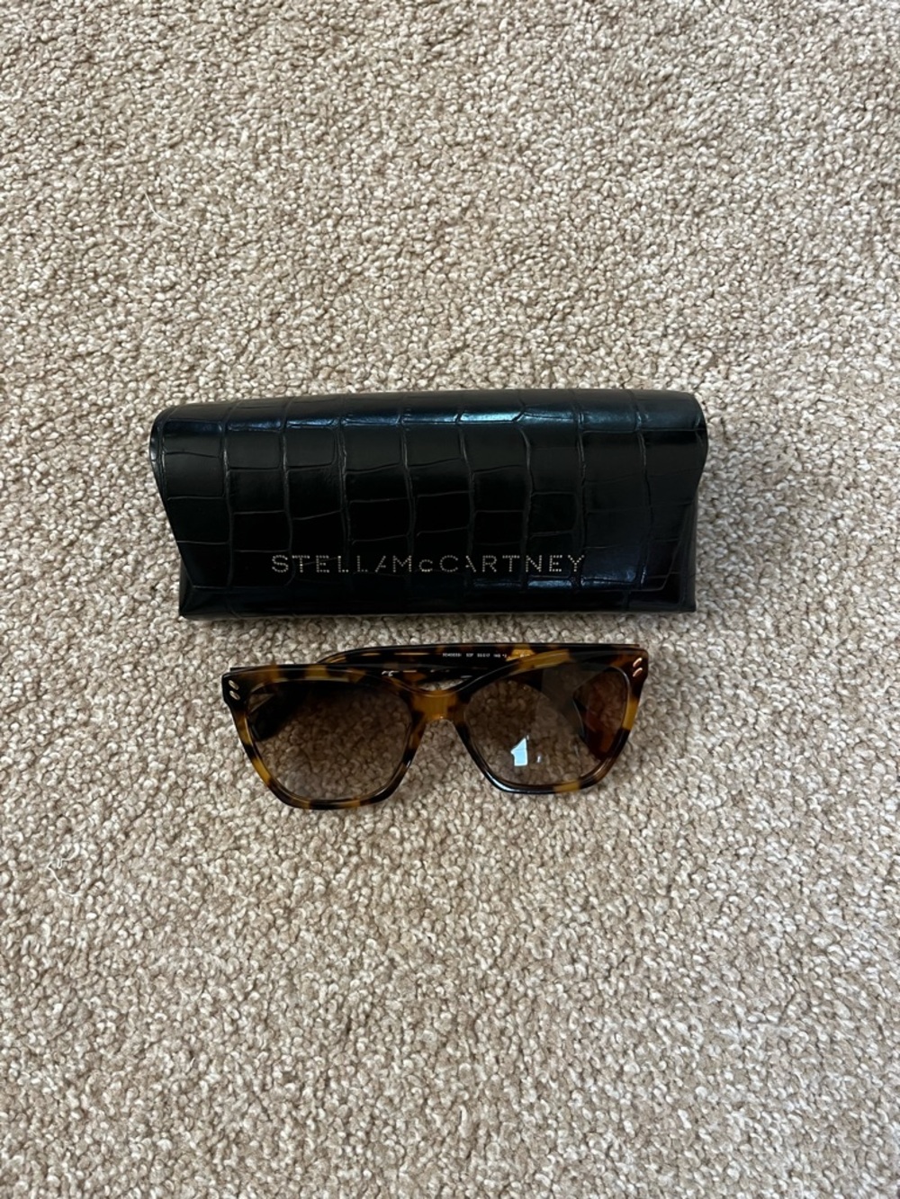 Stella McCartney Tortoiseshell Cat-Eye Sunglasses - Picture 3 of 4